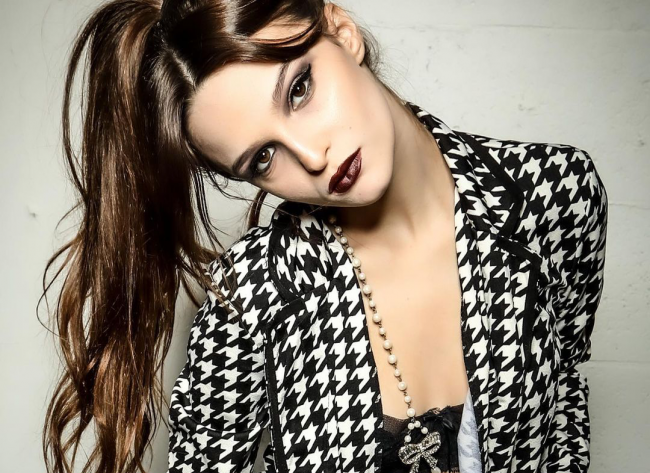 idobi.com - Free Alternative, Pop-Punk, Metal, and Indie Radio Stations