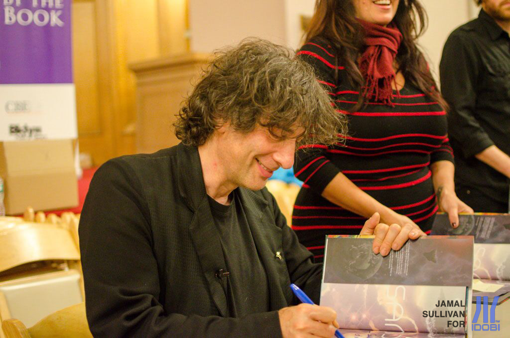 Neil_Gaiman_Signing