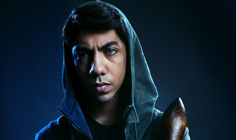 Charles francis o connor. Cleverman сериал. Cleverman_VR Бердянск. Cleverman Mode. Фото a Clever man.